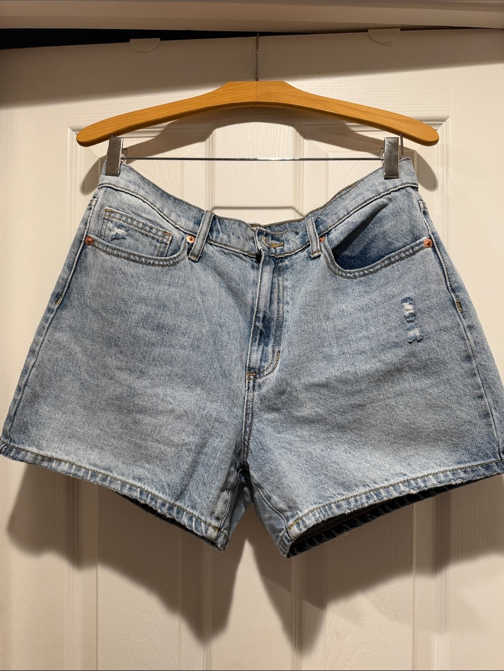 Sneak Peek- Women’s Light Wash Denim Shorts - Classic High-Rise Jean Short
